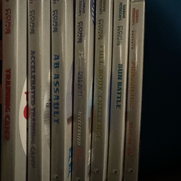 Gunnar Peterson Core Secrets Set of 7 DVDs (ball not included) - Picture 8 of 8